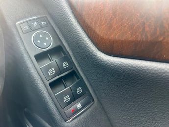 MERCEDES-BENZ C-CLASS 1.8 C180 BlueEfficiency Elegance Estate 5dr Petrol G-Tronic+ Eur