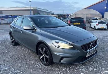 Volvo V40 2.0 D2 R-Design Hatchback 5dr Diesel Manual Euro 6 (s/s) (120 ps