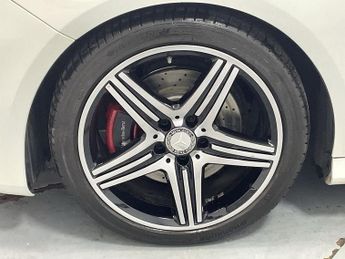 MERCEDES-BENZ A-CLASS 2.0 A250 AMG (Premium) Hatchback 5dr Petrol Manual Euro 6 (s/s) 