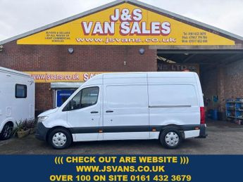 Mercedes Sprinter 2.0 315 CDI  automatic  9G-Tronic RWD L2 H2 Euro 6 (s/s) (150 ps