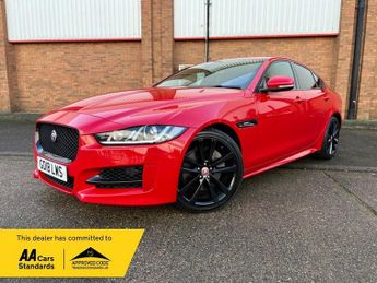 Jaguar XE 2.0i GPF R-Sport Saloon 4dr Petrol Auto Euro 6 (s/s) (250 ps)