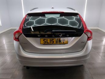 VOLVO V60 1.6 D2 SE Estate 5dr Diesel Manual Euro 5 (s/s) (115 ps)