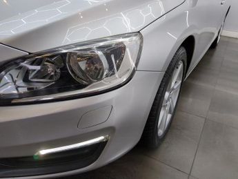 VOLVO V60 1.6 D2 SE Estate 5dr Diesel Manual Euro 5 (s/s) (115 ps)
