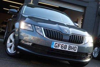 Skoda Octavia 1.6 TDI SCR SE Technology Hatchback 5dr Diesel DSG Euro 6 (s/s) 