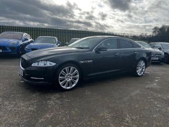 Jaguar XJ 3.0d V6 Portfolio Saloon 4dr Diesel Auto Euro 5 (s/s) (275 ps)