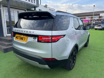 LAND ROVER DISCOVERY 3.0 TD V6 HSE SUV 5DR Diesel AUTOMATIC 4WD Euro 6 (s/s) (258 ps)