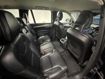 VOLVO XC90 2.0 D5 Momentum Geartronic 4WD Euro 6 (s/s) 5dr