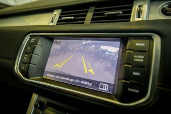 LAND ROVER RANGE ROVER EVOQUE 2.2 SD4 Dynamic SUV 5dr Diesel Auto 4WD Euro 5 (190 ps)