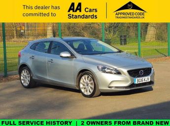 VOLVO V40 2.0 T3 SE Lux Nav Hatchback 5dr Petrol Manual Euro 6 (s/s) (152 