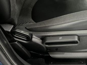 MINI COUNTRYMAN 1.5 Cooper SUV 5dr Petrol Auto Euro 6 (s/s) (136 ps)