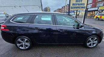 PEUGEOT 308 SW AUTOMATIC 1.2 PureTech Allure Estate 5dr Petrol EAT Euro 6 (s/s)