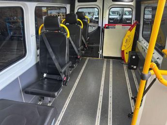 MERCEDES-BENZ SPRINTER 516 CDI MINIBUS WHEEL CHAIR ACEESS TWIN WHEEL AUTO 