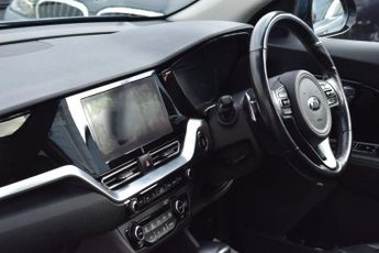 KIA NIRO 1.6 GDi 4 Hybrid DCT | SUNROOF | HEATED AND COOLED SEATS | HANDS