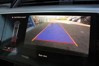 AUDI E-TRON 55 SUV 5dr Electric Auto quattro 95kWh (408 ps)