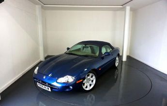Jaguar XK 4.0 Convertible 2dr Petrol Autom1atic (284 g/km, 290 bhp)-3 Form