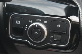 MERCEDES-BENZ CLA 1.3 CLA200 AMG Line (Premium 2) Coupe 4dr Petrol 7G-DCT Euro 6 (