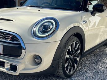 MINI HATCH 2.0 Cooper S Exclusive Hatchback 3dr Petrol Steptronic Euro 6 (s