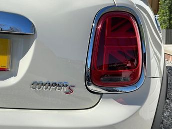 MINI HATCH 2.0 Cooper S Exclusive Hatchback 3dr Petrol Steptronic Euro 6 (s