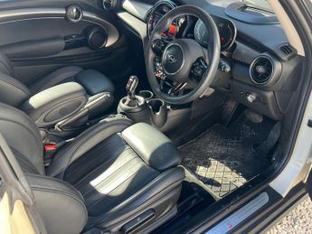 MINI HATCH 2.0 Cooper S Exclusive Hatchback 3dr Petrol Steptronic Euro 6 (s
