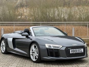 Audi R8 5.2 FSI V10 Spyder 2dr Petrol S Tronic quattro Euro 6 (s/s) (540