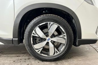 SUBARU FORESTER 2.0 e-Boxer XE Premium SUV 5dr Petrol Hybrid Lineartronic 4WD Eu