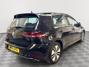 VOLKSWAGEN E-GOLF 35.8kWh e-Golf Hatchback 5dr Electric Auto (136 ps)