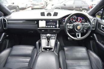 PORSCHE CAYENNE 4.0T V8 Turbo Coupe 5dr Petrol TiptronicS 4WD Euro 6 (s/s) (550