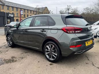 HYUNDAI I30 1.6 CRDi MHEV Premium Hatchback 5dr Diesel Hybrid DCT Euro 6 (s/