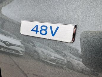 HYUNDAI I30 1.6 CRDi MHEV Premium Hatchback 5dr Diesel Hybrid DCT Euro 6 (s/