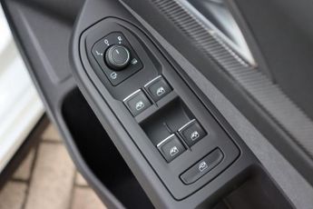 VOLKSWAGEN GOLF R 2.0 TSI 4MOTION DSG