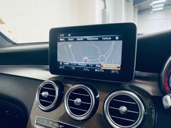 MERCEDES-BENZ GLC 2.1 GLC250d AMG Line (Premium Plus) SUV 5dr Diesel G-Tronic 4MAT