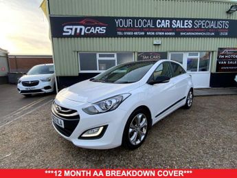 Hyundai I30 1.6 SE Hatchback 5dr Petrol Manual Euro 5 (Panoramic Roof) (120 