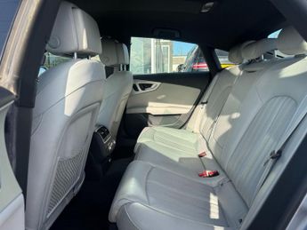 AUDI A7 3.0 TDI V6 S line Sportback 5dr Diesel S Tronic quattro Euro 6 (