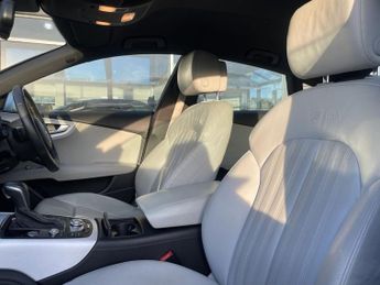 AUDI A7 3.0 TDI V6 S line Sportback 5dr Diesel S Tronic quattro Euro 6 (