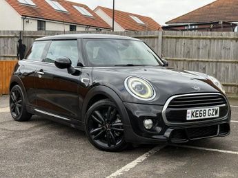 MINI Hatch 1.5 Cooper Sport Hatchback 3dr Petrol Manual Euro 6 (s/s) (136 p