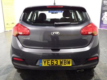 KIA CEED 1.6 CRDi 2 Hatchback 5dr Diesel Auto Euro 5 (126 bhp)
