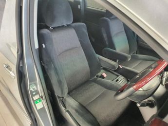 TOYOTA ALPHARD 0l