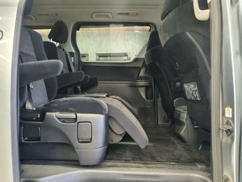 TOYOTA ALPHARD 0l