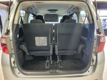 TOYOTA ALPHARD 0l