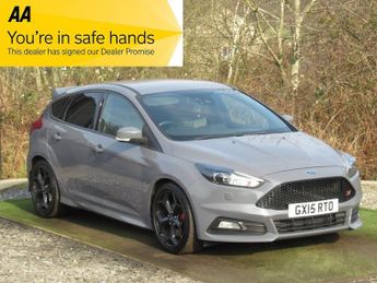 Ford Focus 2.0T EcoBoost ST-3 Hatchback 5dr Petrol Manual Euro 6 (s/s) (250