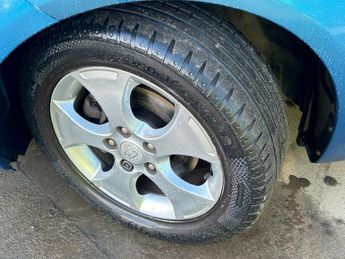 KIA VENGA 1.6 2 MPV 5dr Petrol Auto Euro 5 (123 bhp)