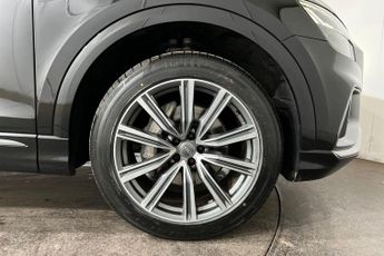 AUDI Q8 3.0 TFSI V6 55 S line SUV 5dr Petrol Tiptronic quattro Euro 6 (s