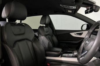 AUDI Q8 3.0 TFSI V6 55 S line SUV 5dr Petrol Tiptronic quattro Euro 6 (s