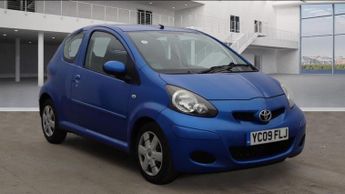 Toyota AYGO 1.0 VVT-i Blue Hatchback 3dr Petrol Manual Euro 4 (67 bhp)