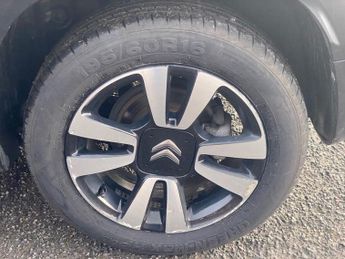 CITROEN C3 AIRCROSS 1.2 PureTech Feel SUV 5dr Petrol Manual Euro 6 (82 ps)