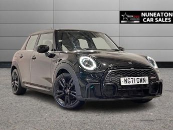 MINI Hatch 1.5 Cooper Sport Hatchback 5dr Petrol Manual Euro 6 (s/s) (136 p