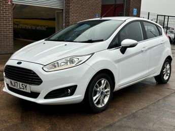 Ford Fiesta 1.25 Zetec Hatchback 5dr Petrol Manual Euro 6 White 