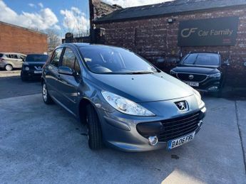 Peugeot 307 2.0 16v SE Hatchback 5dr Petrol Manual (184 g/km, 140 bhp)