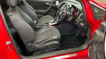 VAUXHALL ASTRA GTC 2.0 CDTi SRi Coupe 3dr Diesel Auto Euro 5 (165 ps)