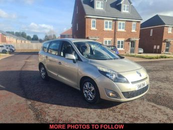 Renault Grand Scenic 1.5 dCi Expression MPV 5dr Diesel EDC Euro 5 (110 ps)